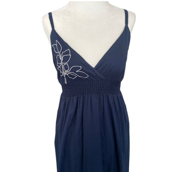 Gap Cotton Embroidered Floral Navy Blue White Spaghetti Strap Ruffle Maxi Dress - Picture 4 of 9